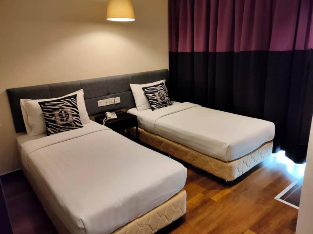 9 Square Hotel - Subang Subang Jaya Esterno foto